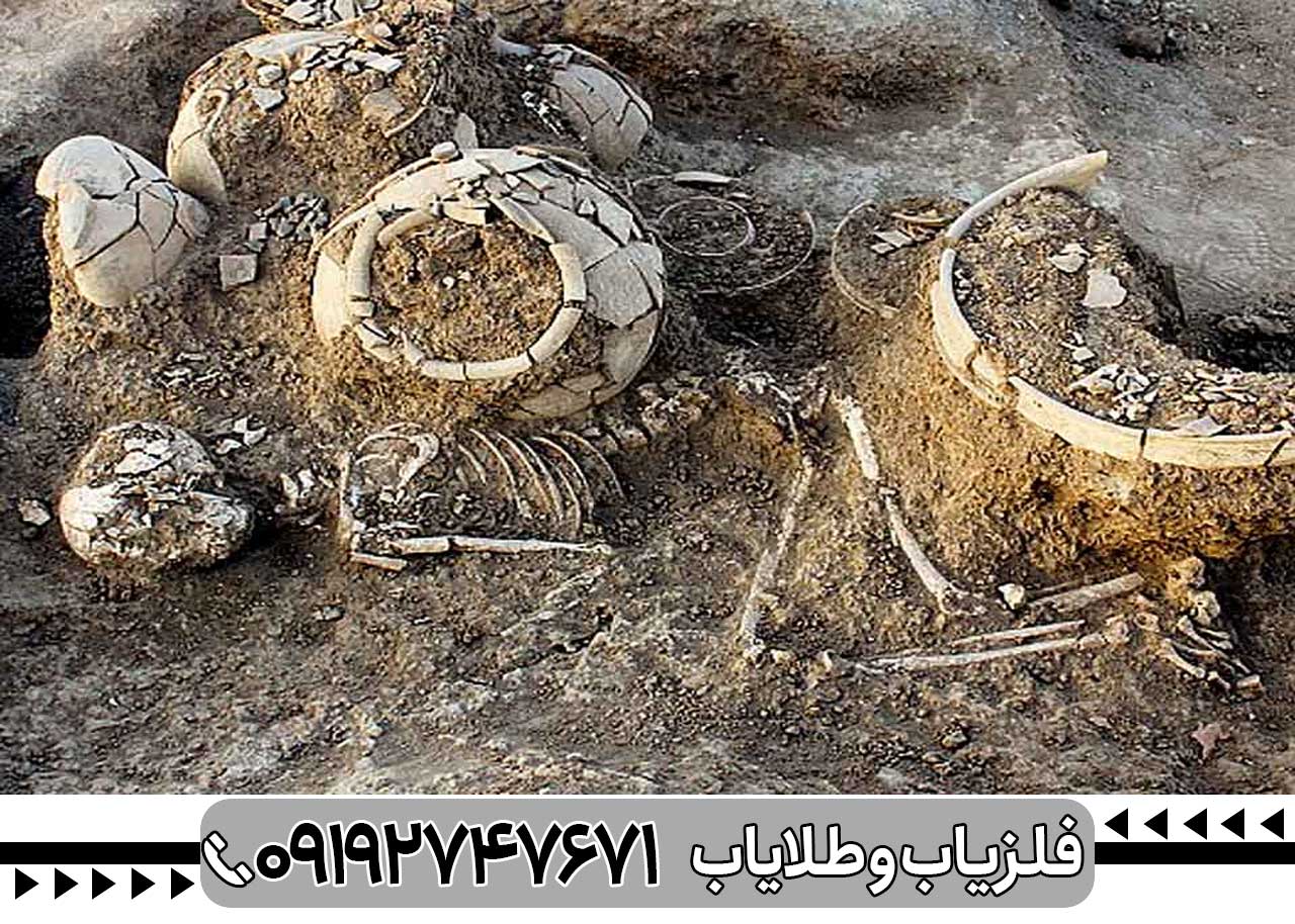 تصویری از وجود گنج در خاک